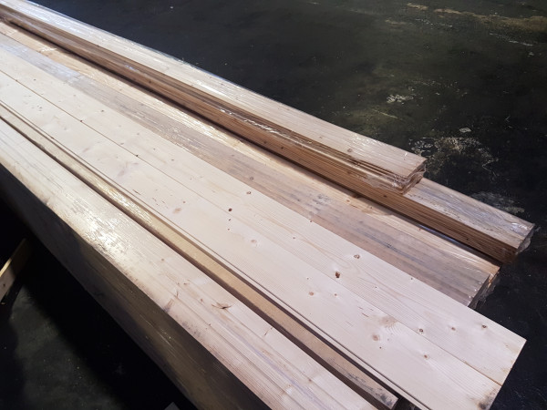 nord. Fichte, B-Sort., HS 120, Fasebrett mit Nut & Feder