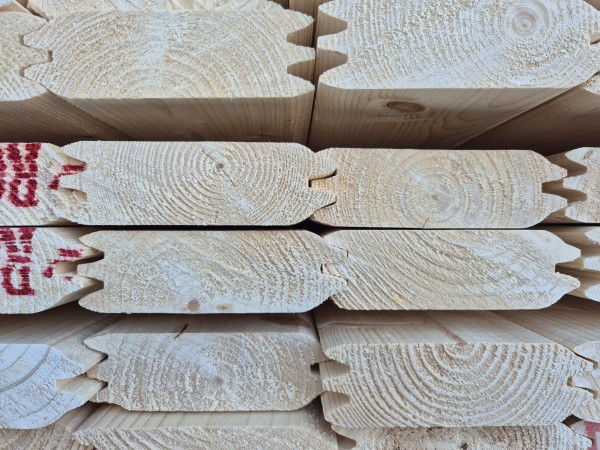 nord. Fichte-Blockbohle, B-Sort.,, mit Nut und Feder, Kanten gerundet